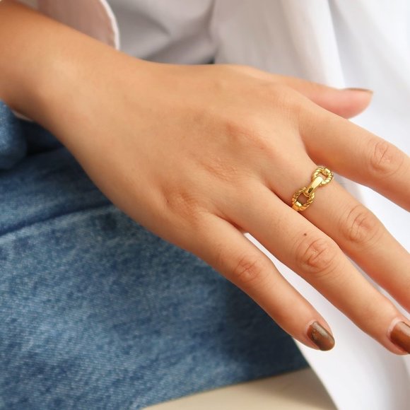 NEW 18K Gold Plated Braided Link Chain Ring - Picture 2 of 6